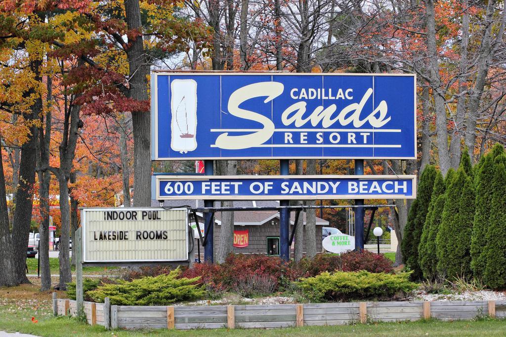 Cadillac Sands Resort Экстерьер фото